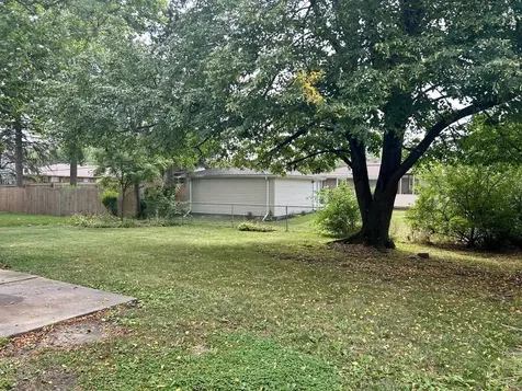 529 East 166th Place South Holland IL 60473