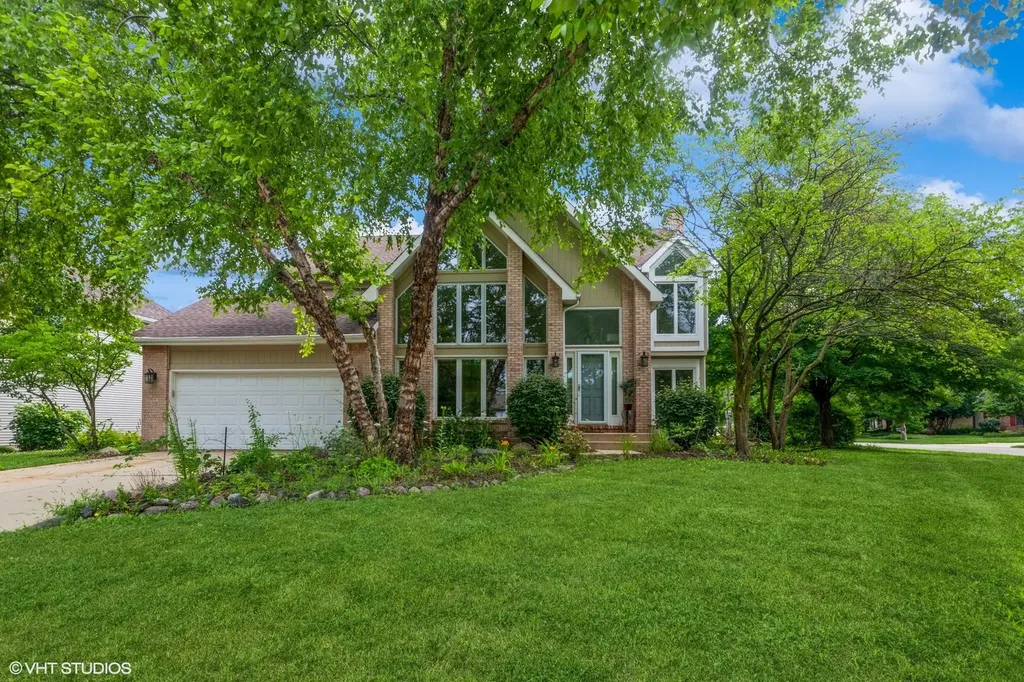 954 Black Walnut Drive Sugar Grove IL 60554