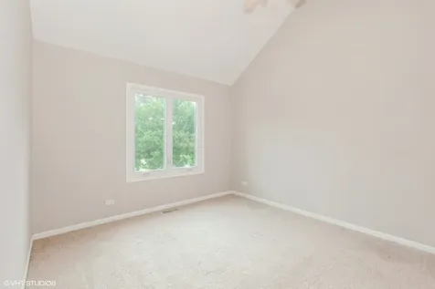 954 Black Walnut Drive Sugar Grove IL 60554