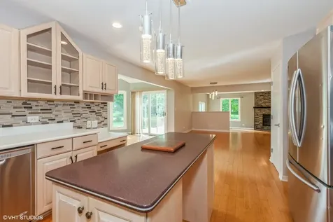 954 Black Walnut Drive Sugar Grove IL 60554