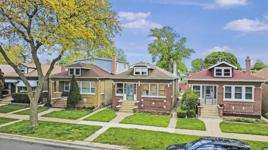 2719 Euclid Avenue Berwyn IL 60402