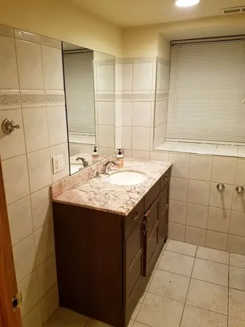 3044 West North Avenue Chicago IL 60647
