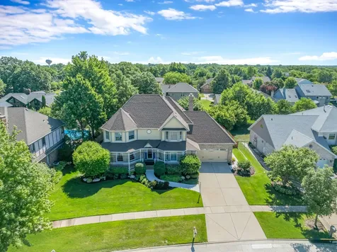 1233 Eagle Crest Drive Lemont IL 60439