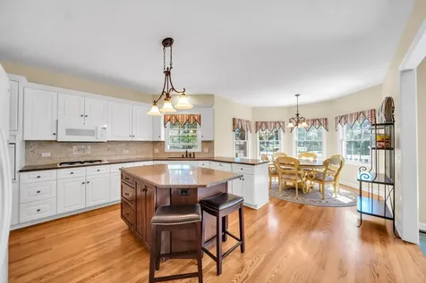 1233 Eagle Crest Drive Lemont IL 60439