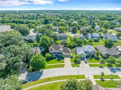1233 Eagle Crest Drive Lemont IL 60439