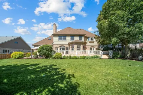 1233 Eagle Crest Drive Lemont IL 60439