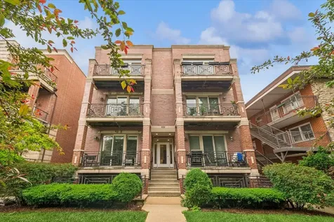 4239 North Keystone Avenue Chicago IL 60641