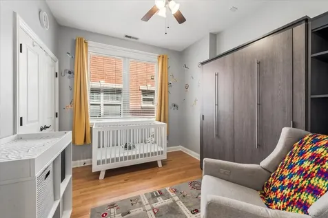 4239 North Keystone Avenue Chicago IL 60641