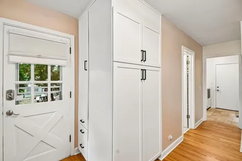 7 Columbus Parkway Buffalo Grove IL 60089