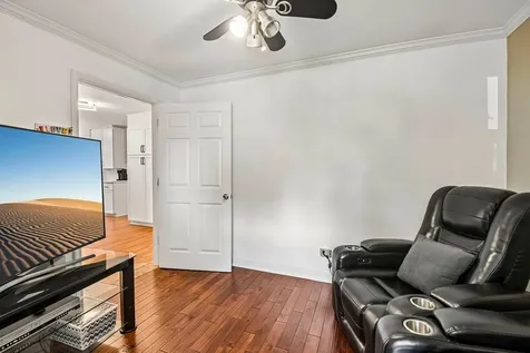 7 Columbus Parkway Buffalo Grove IL 60089