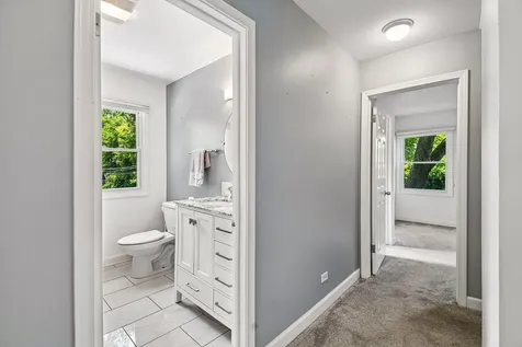 7 Columbus Parkway Buffalo Grove IL 60089