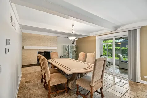 7 Columbus Parkway Buffalo Grove IL 60089