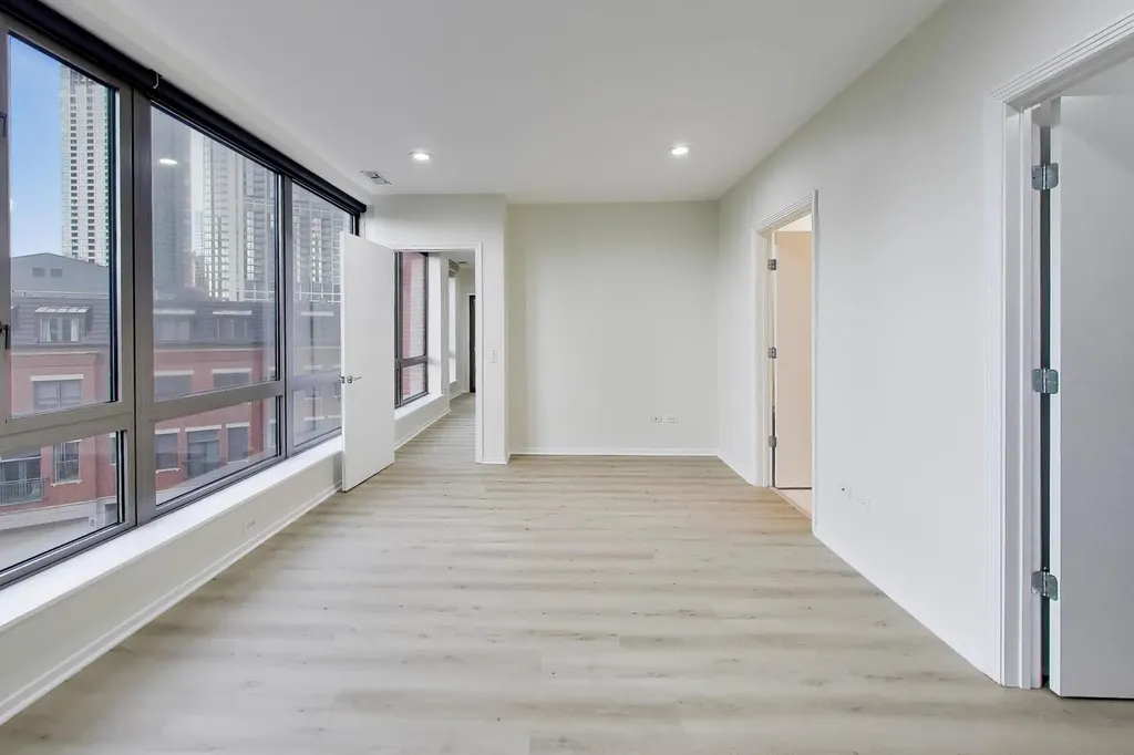 400 North Clinton Street Chicago IL 60654