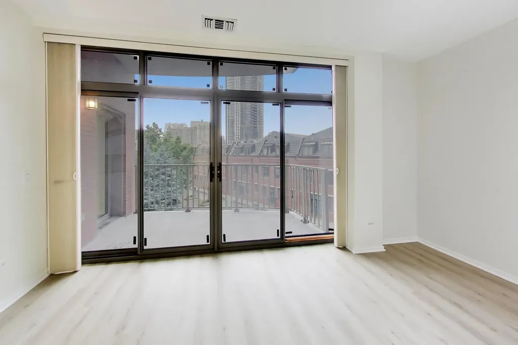 400 North Clinton Street Chicago IL 60654