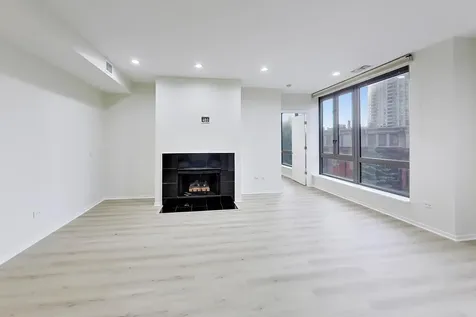 400 North Clinton Street Chicago IL 60654