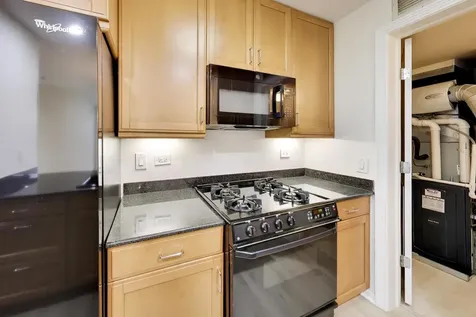 400 North Clinton Street Chicago IL 60654