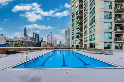 400 North Clinton Street Chicago IL 60654