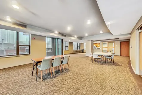 400 North Clinton Street Chicago IL 60654