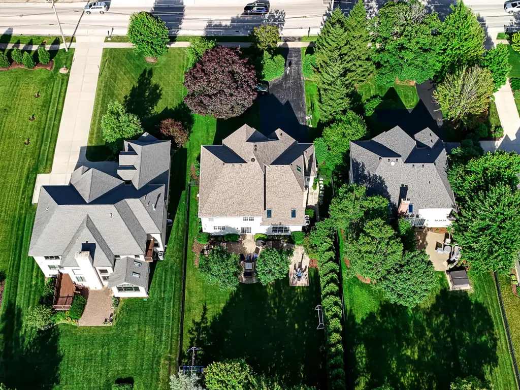 6430 Clarendon Hills Road Willowbrook IL 60527