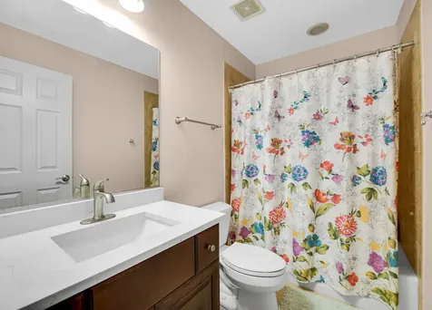 6430 Clarendon Hills Road Willowbrook IL 60527