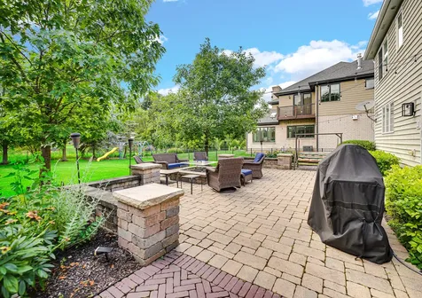 6430 Clarendon Hills Road Willowbrook IL 60527