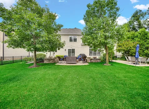 6430 Clarendon Hills Road Willowbrook IL 60527