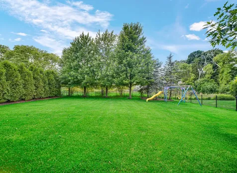 6430 Clarendon Hills Road Willowbrook IL 60527