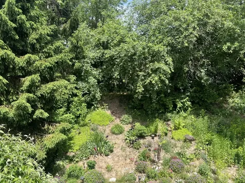 23 Creekside Circle Elgin IL 60123