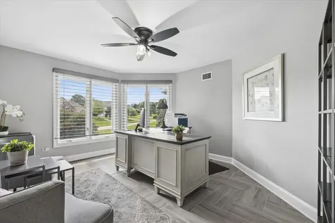 10 Bordeaux Court Oakwood Hills IL 60013