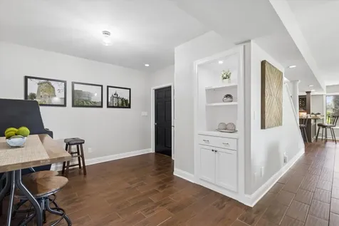 10 Bordeaux Court Oakwood Hills IL 60013