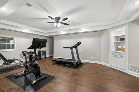 10 Bordeaux Court Oakwood Hills IL 60013