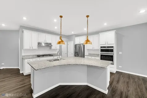 597 Watercress Drive Aurora IL 60504
