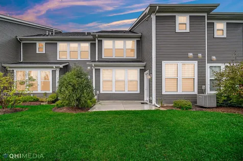 597 Watercress Drive Aurora IL 60504