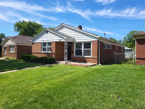 14724 Michigan Avenue Dolton IL 60419