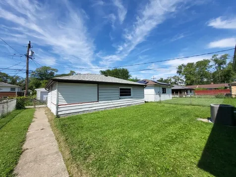 14724 Michigan Avenue Dolton IL 60419