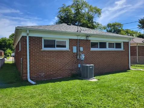 14724 Michigan Avenue Dolton IL 60419