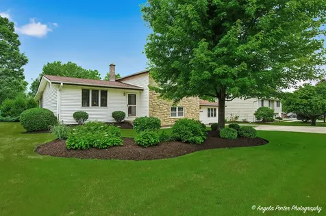 7509 Villa Vista Court Spring Grove IL 60081