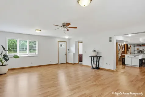 7509 Villa Vista Court Spring Grove IL 60081