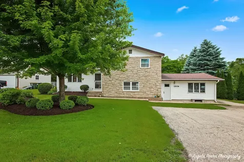 7509 Villa Vista Court Spring Grove IL 60081