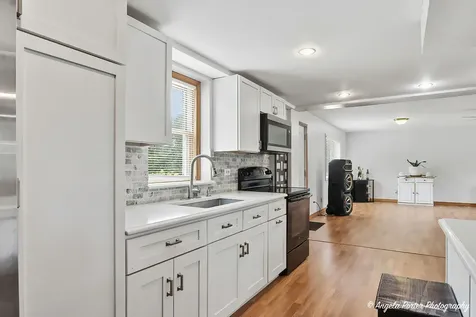 7509 Villa Vista Court Spring Grove IL 60081