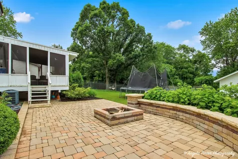 7509 Villa Vista Court Spring Grove IL 60081