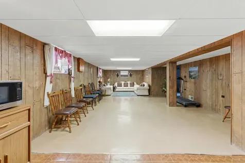 558 Manistee Avenue Calumet City IL 60409