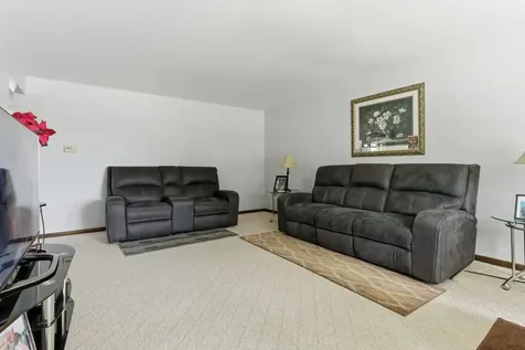 558 Manistee Avenue Calumet City IL 60409