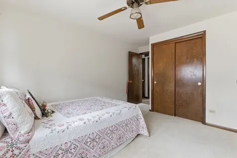 558 Manistee Avenue Calumet City IL 60409