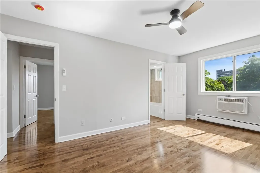 1415 West Pratt Boulevard Chicago IL 60626
