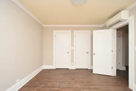 817 West Lakeside Place Chicago IL 60640