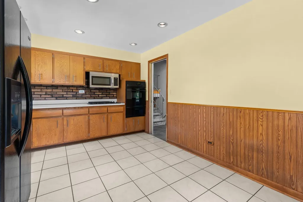 3N445 Jill Court Elmhurst IL 60126