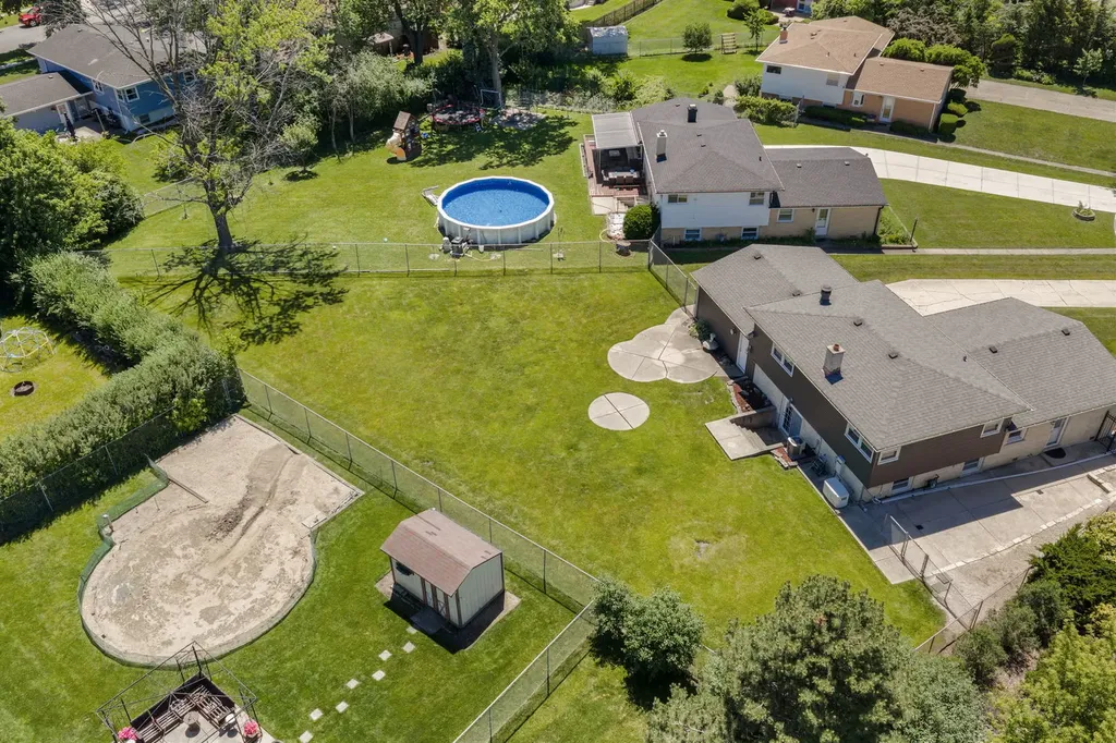 3N445 Jill Court Elmhurst IL 60126