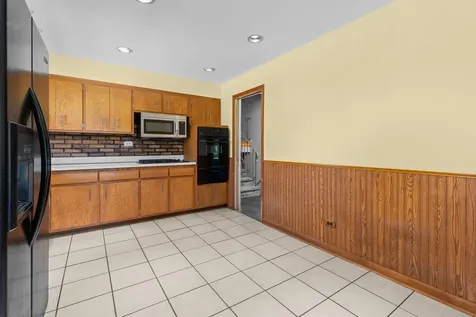 3N445 Jill Court Elmhurst IL 60126