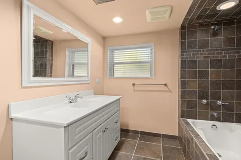 3N445 Jill Court Elmhurst IL 60126